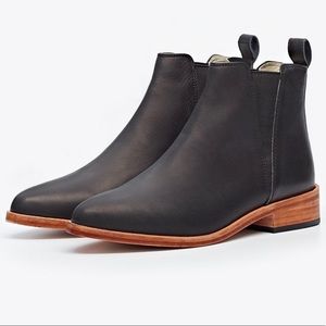 Nisolo Chelsea Boot - Black